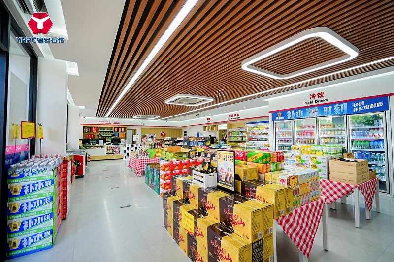 1753147424738699.jpg 加油站便利店風貌.jpg