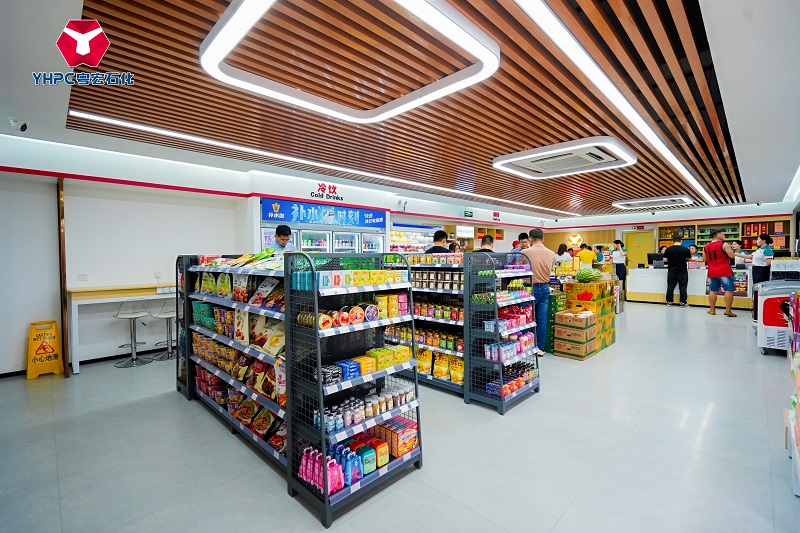 1753147590411994.jpg 加油站便利店風貌.jpg